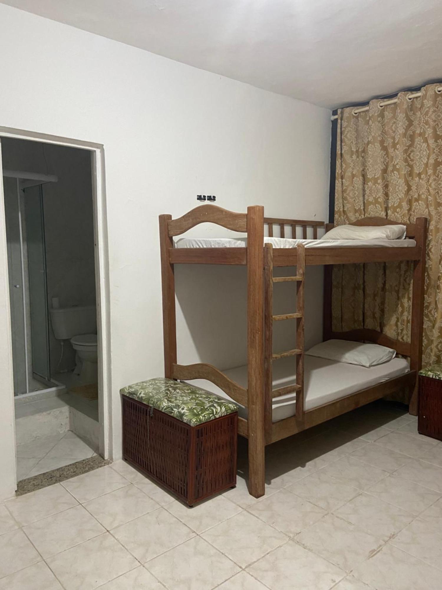 Hostel E Pousada Casa Amarela サルバドール エクステリア 写真